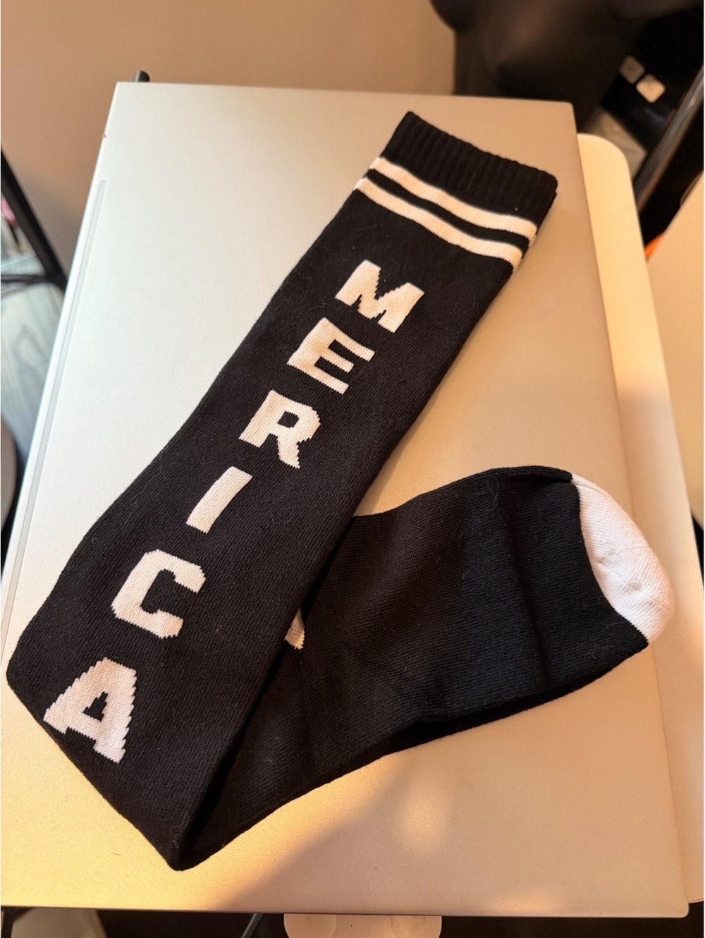 Livesore Black & White Crossfit Shin Protecting Knee Socks NEW Women's